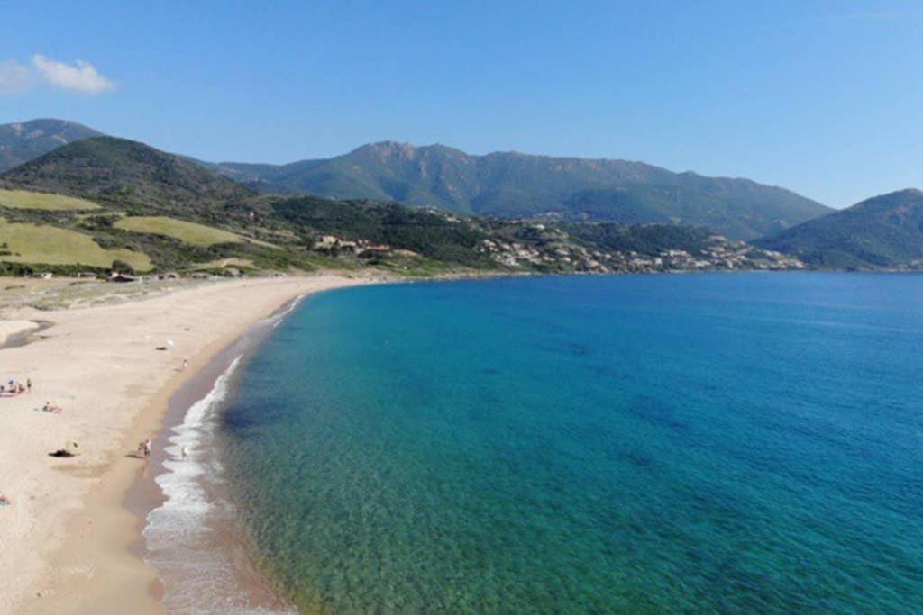 Demi A 150m De La Avec Vue Sur *